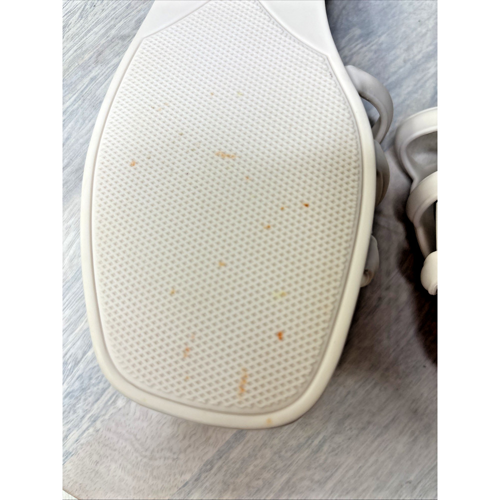 White Rubber Slide Sandals Size 6 Women’s Interlocking GG - Picture 8 of 12